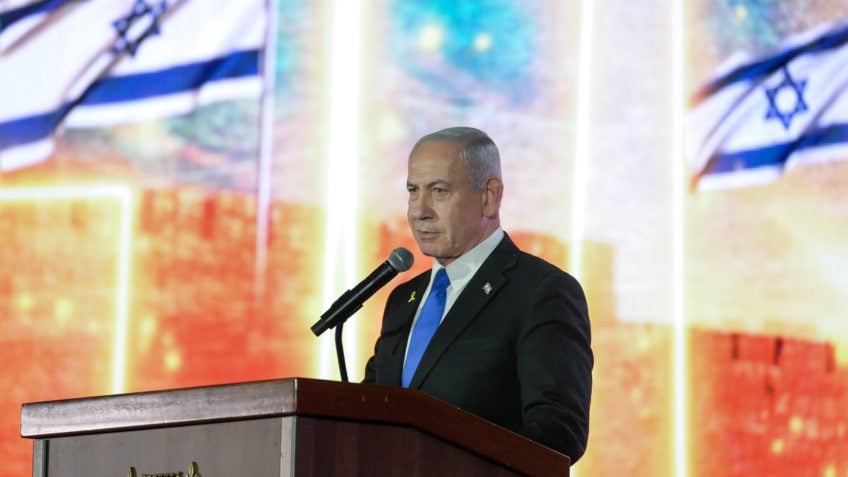 Parlamento rejeita convocar eleições e Netanyahu segue no comando