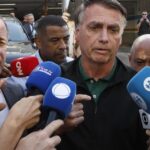 Bolsonaro afirma ter enviado R$ 2 milhões a Eduardo, "asilado" nos EUA