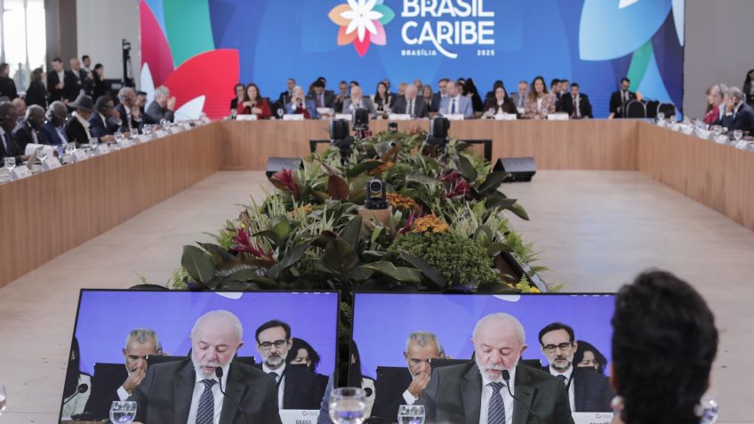 Lula anuncia US$ 5 mi para banco do Caribe e cobra ONU sobre Haiti