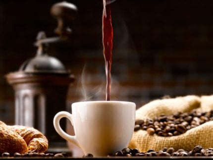 Café ‘Fake’: Como Identificar, Riscos à Saúde e Alternativas Nutritivas