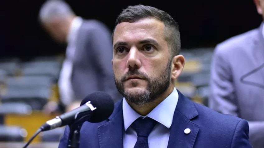 MPE pede inelegibilidade de Carlos Jordy por 8 anos