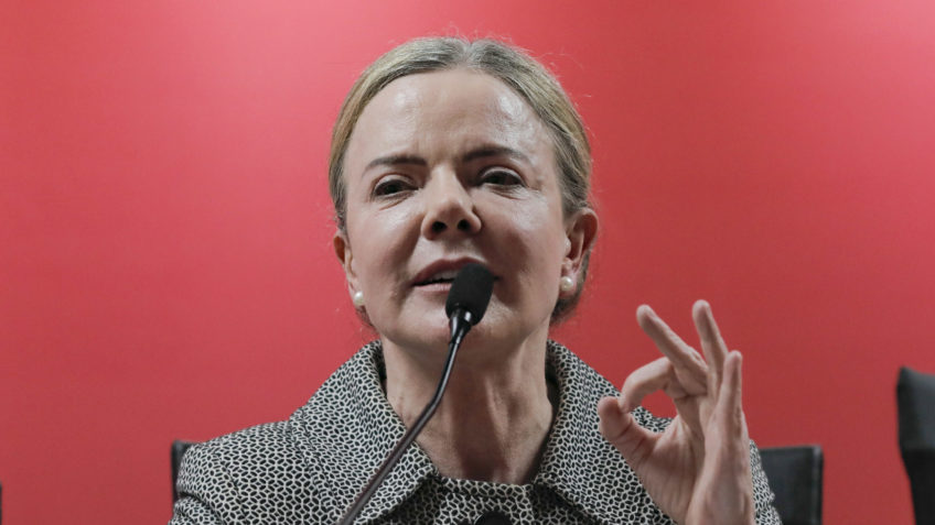 “Grita foi muito grande”, diz Gleisi sobre reação ao aumento do IOF