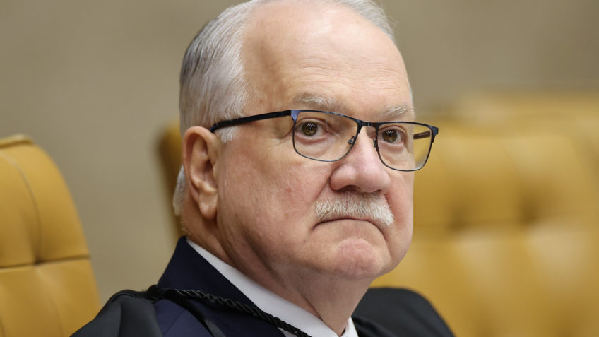 STF não pode “invadir a seara do legislador”, diz Fachin