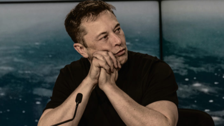 Ações da Tesla despencam 14% com tensão entre Musk e Trump