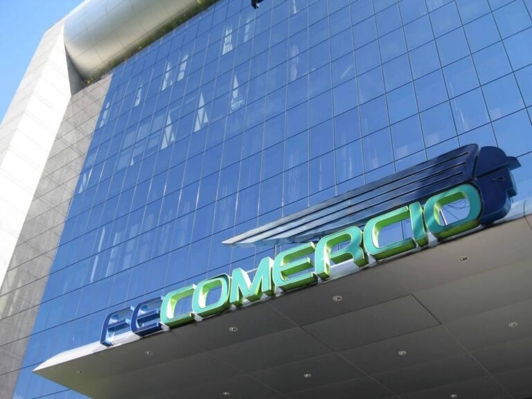 FecomercioSP espera por crescimento de 4,8% no faturamento do comércio pelo Dia dos Namorados