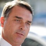 Flávio afirma que governo Lula usa STF para “calar a direita”