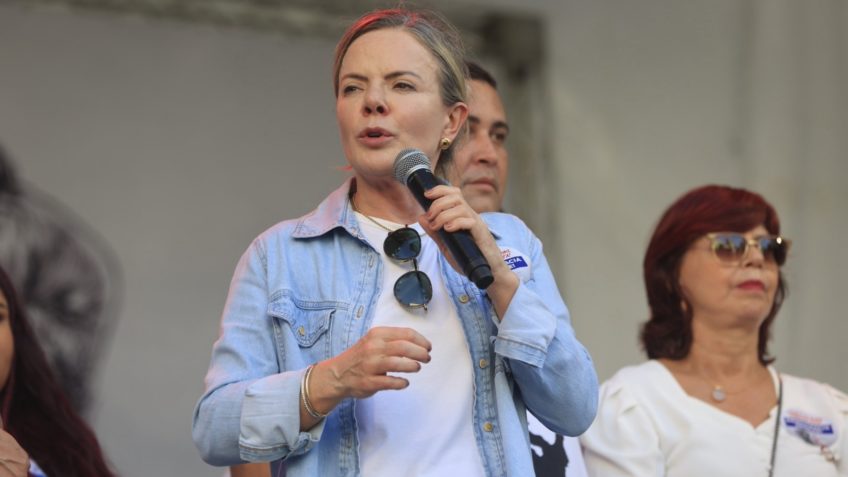 Gleisi diz que “andar de cima” resiste a correções de Haddad