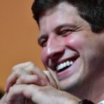 Com Lula e Motta, João Campos é eleito presidente do PSB