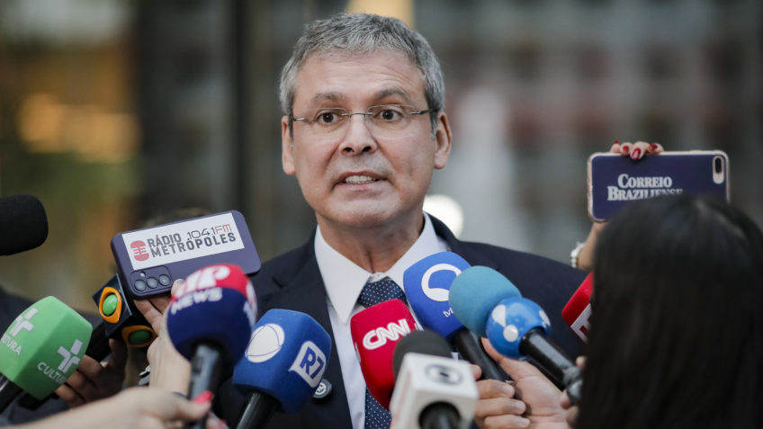 PT na Câmara pede fim de mandato imediato de Zambelli