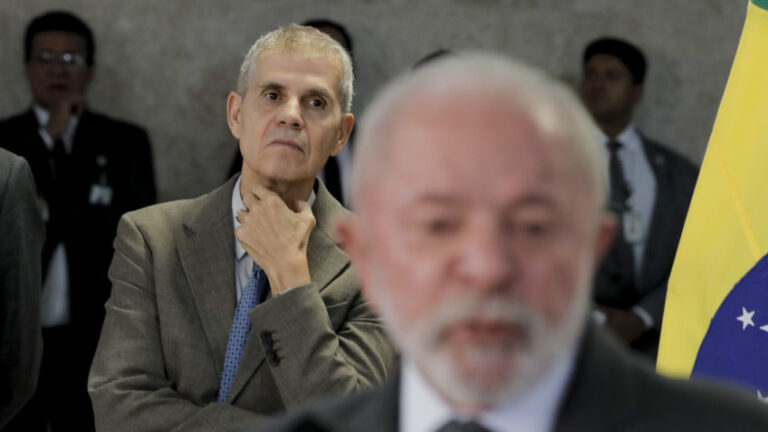 Lula já perdeu 1 milhão de seguidores nas redes sociais em 2025
