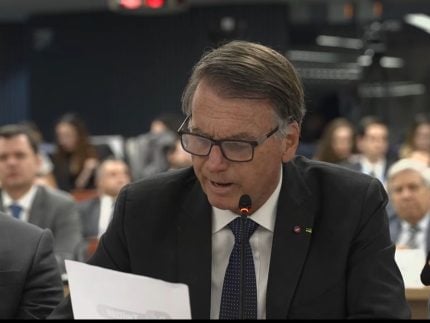 Bolsonaro afirma que nunca pediu tropas da Marinha para possível golpe de Estado
