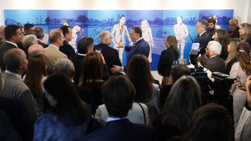 CNJ pagou R$ 34.000 por painel de artista em Brasília