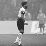 Com fratura na vértebra, Yuri Alberto envia recado emocionante em dia de Corinthians