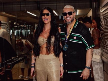 Namorada de Belo, Rayane Figliuzzi prestigia show do cantor no Dia dos Namorados