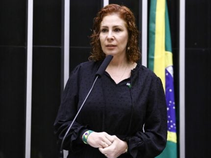 Governo italiano inicia processo para avaliar extradição de Carla Zambelli