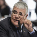 Grupo de senadores visitará fugitivas do 8 de Janeiro nos EUA