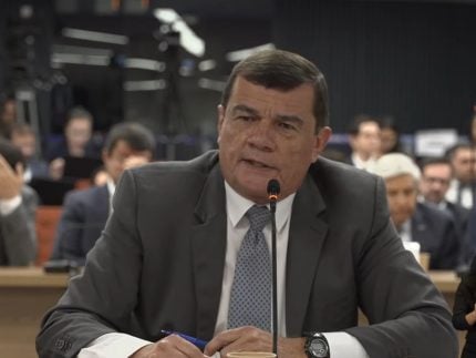 Ex-ministro de Bolsonaro pede desculpas após bronca em advogado durante depoimento no STF