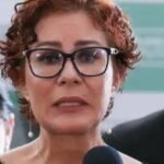 Carla Zambelli deixa o Brasil e gera onda de memes na internet