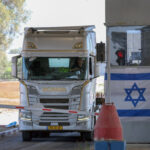 Mais de 70 caminhões com alimentos são saqueados em Gaza pelo segundo dia seguido