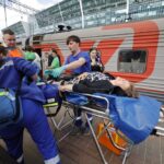 Desabamento de ponte causa descarrilamento de trem e deixa sete mortos na Rússia