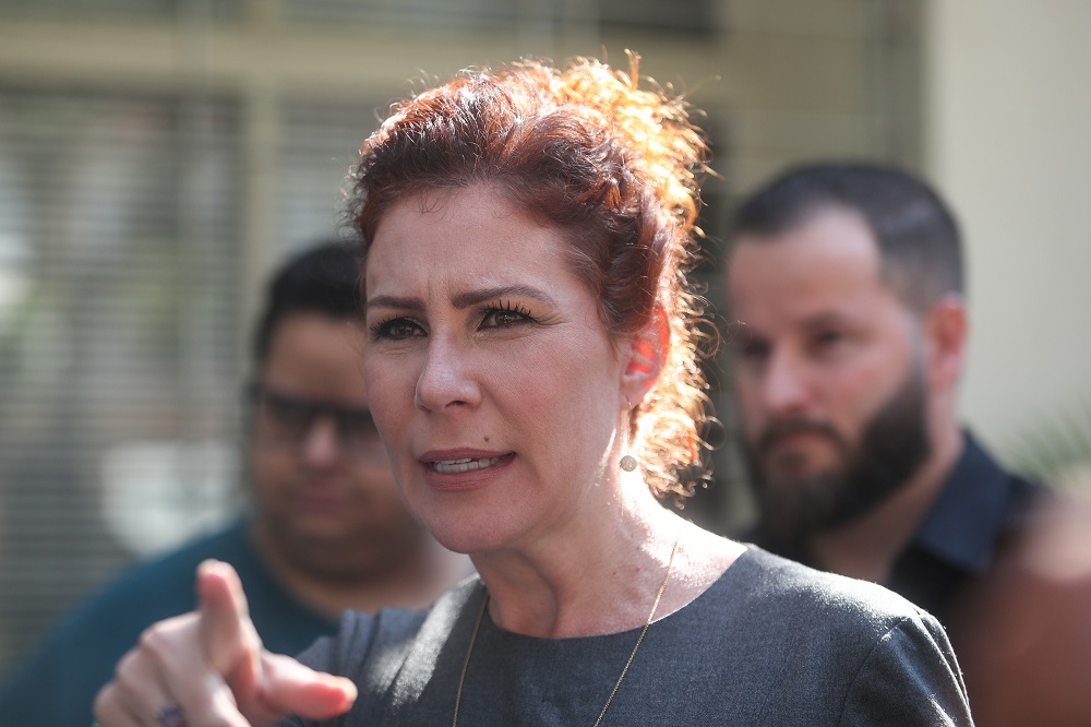 Carla Zambelli trabalhou 9 dias em maio e recebeu R$ 46 mil da Câmara dos Deputados