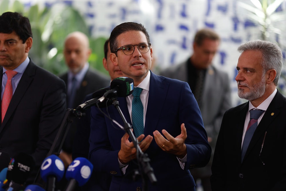 Presidente da Câmara cobra suspensão imediata de aumento do IOF sobre risco sacado