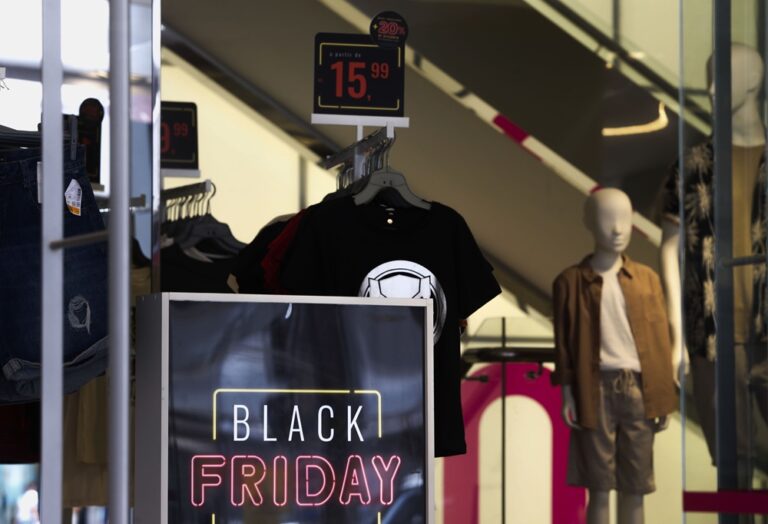 Enjoou da compra realizada na última Black Friday? O planeta também