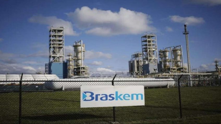Títulos da Braskem mostram elevada incerteza após piora em rating