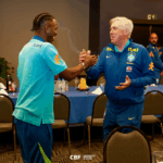 Ancelotti recebe jogadores da seleção em São Paulo para jogos das Eliminatórias da Copa