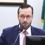 Lindbergh pede abertura de investigação na PF contra Filipe Barros