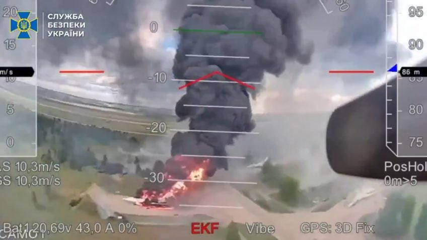 Assista ao trajeto do drone da Ucrânia em ataque a aviões russos
