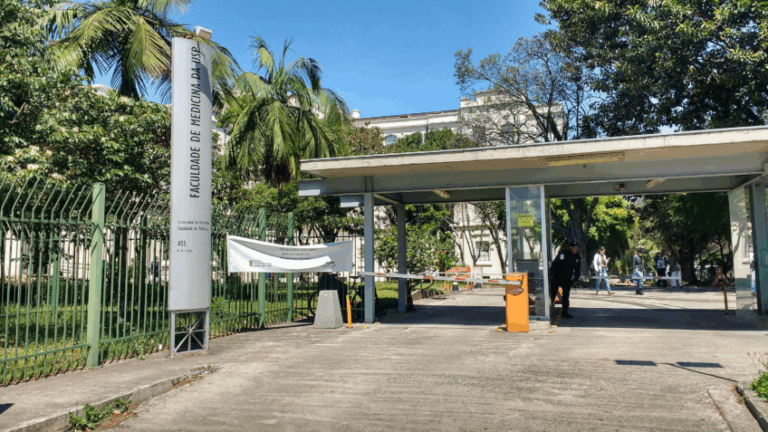 Brasil tem 46 universidades em queda em ranking mundial de educação