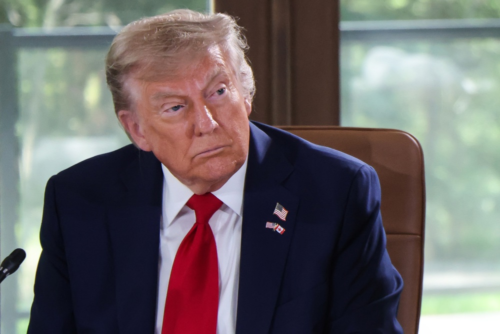 ‘Todos devem evacuar Teerã imediatamente’, pede Trump em sua rede social durante o G7