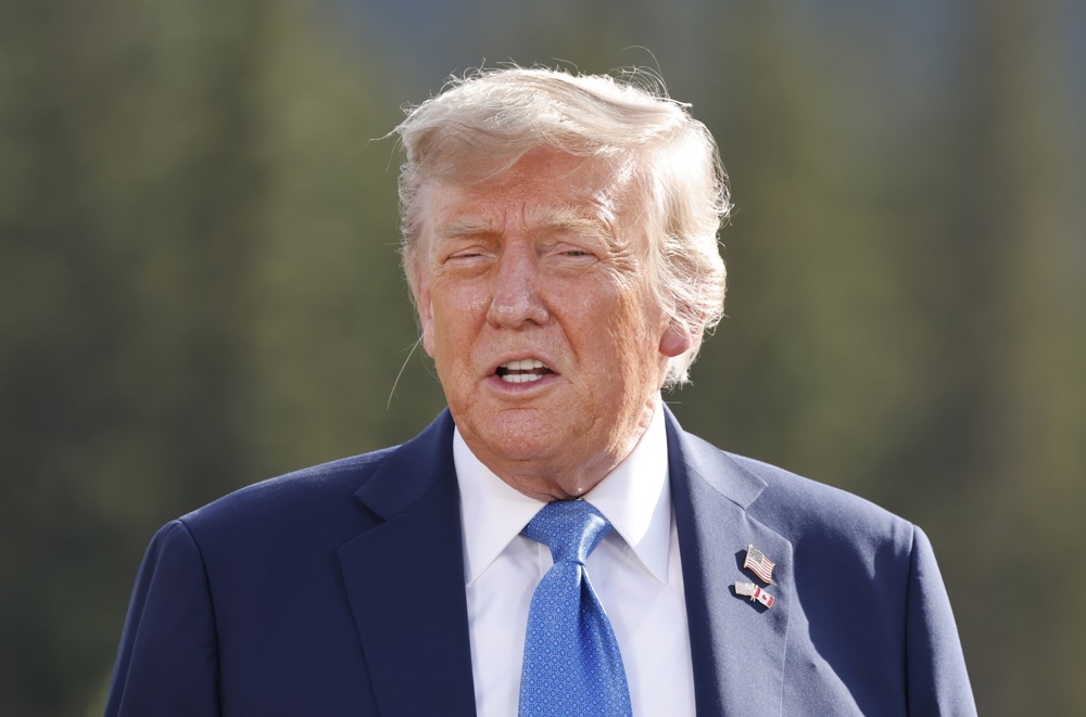 ‘Agora nós temos controle total e completo dos céus do Irã’, declara Trump