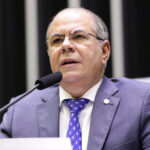 Câmara aprova obrigar uso água do mar em vasos nas cidades litorâneas