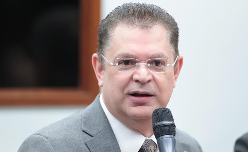 Líder do PL critica governo Lula por troca do IOF: ‘Mais do mesmo, economia vai de mal a pior’