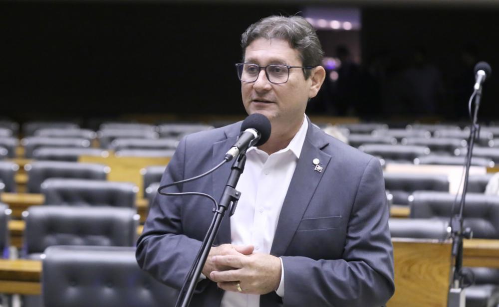 Rodrigo da Zaeli critica novos impostos sobre o agro e chama ministro de ‘Taxad’