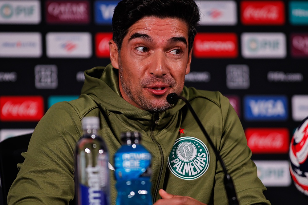 Abel Ferreira se emociona, exalta Palmeiras e projeta estreia no Mundial: ‘Competir do primeiro ao último segundo’