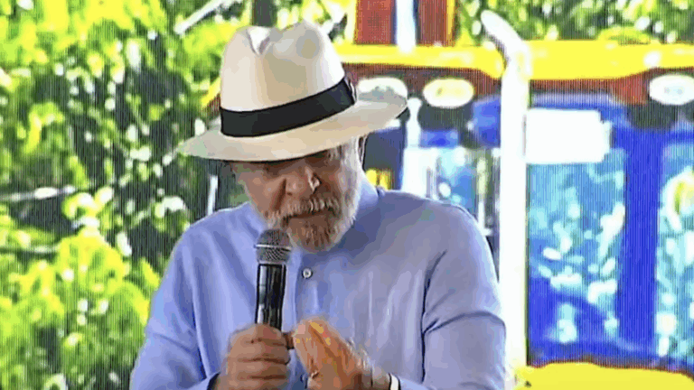 Lula defende a distribuição de emendas para congressistas