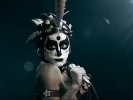 Filme de Ney Matogrosso, “Homem com H” bomba e chega à Netflix nesta terça (17/6)