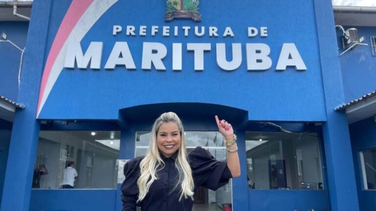 Prefeita no Pará rebate críticas por postar vídeo de biquíni