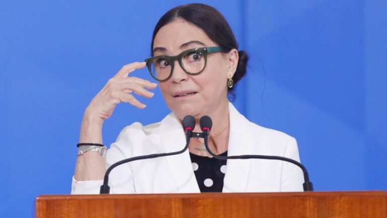 Aceitei cargo na gestão Bolsonaro sem preparo, diz Regina Duarte