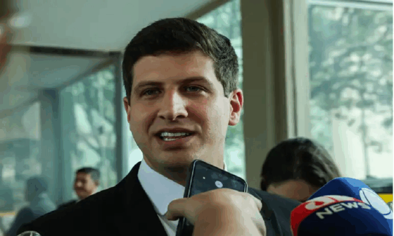 João Campos assume PSB com missão de fortalecer partido e garantir Alckmin com Lula em 2026