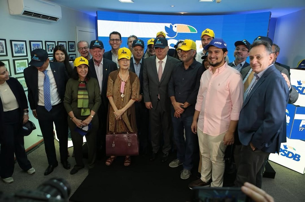 Convenção do PSDB autoriza coalizão com Podemos na tentativa de manter o partido vivo