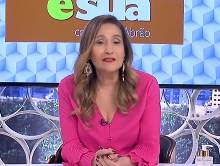 Sônia Abrão renova com a Rede TV! por mais quatro anos