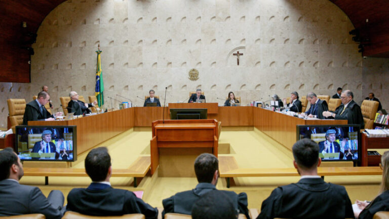 STF retoma julgamento sobre responsabilização das redes