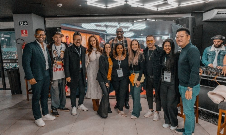 Evento pré-jogo entre Brasil x Japão debate futebol, mulheres em campo e sustentabilidade