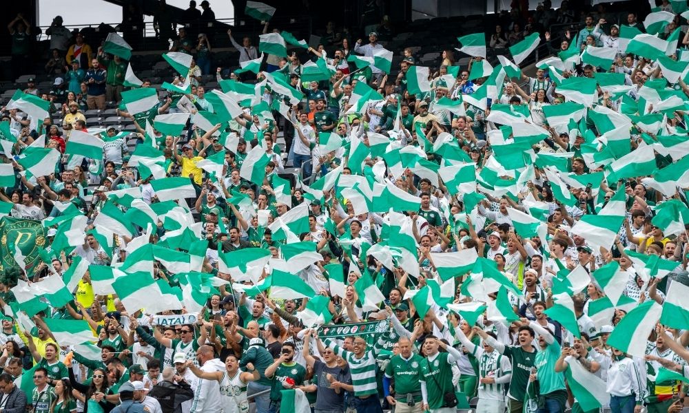 Palmeiras tem maior público entre brasileiros na estreia no Mundial de Clubes