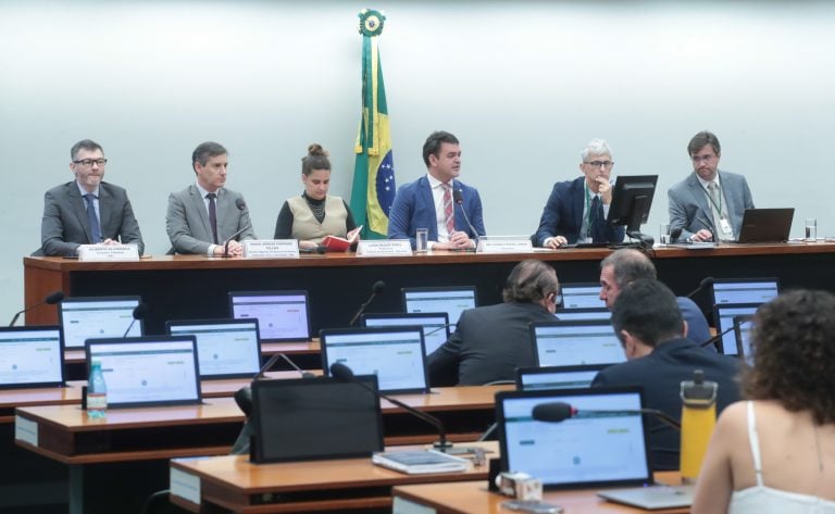 Tributação de dividendos afeta investimentos, dizem entidades