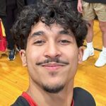 EUA soltam jovem estudante brasileiro detido a caminho de treino de vôlei